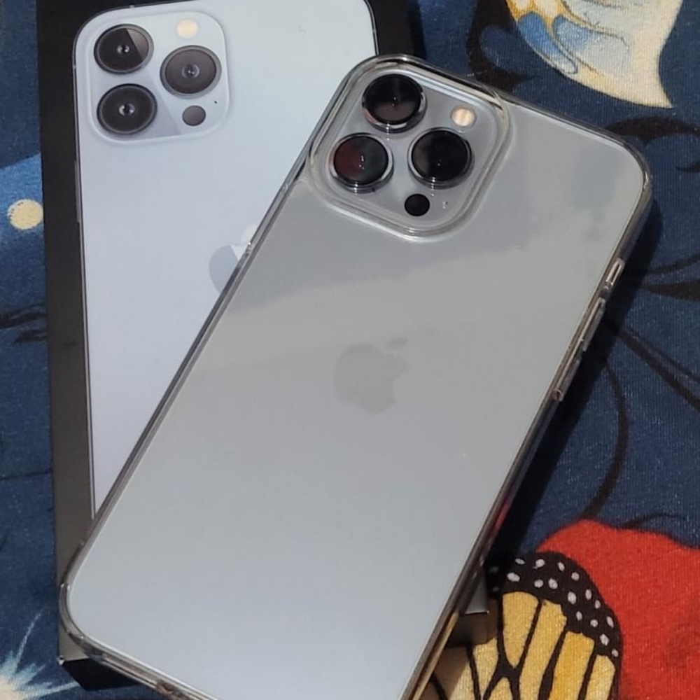 iPhone 13 Pro Max 256GB Sierra Blue  Excellent condition